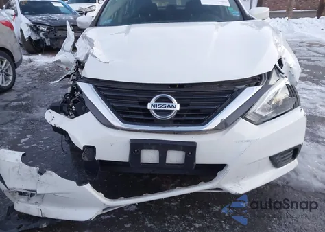 2016 Nissan Altima 2.5 S z USA, uszkodzony, nr VIN 1N4AL3AP3GC287745